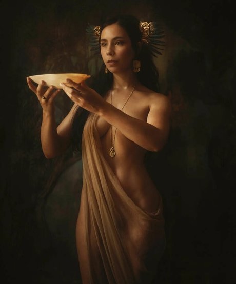 Charlie Danger kunst perfekte galerien