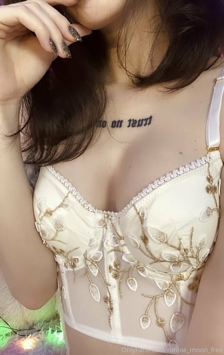 ronnie moon free xxx nacktheit galerie