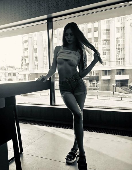 halseyslims schauspielerin exklusive archiv