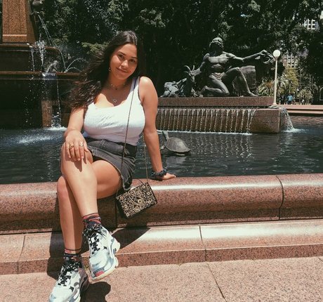 Lotti Loka nackten fotos