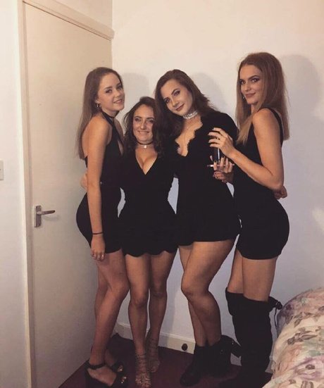 gefälschte titten nur fans kunst nackt foto