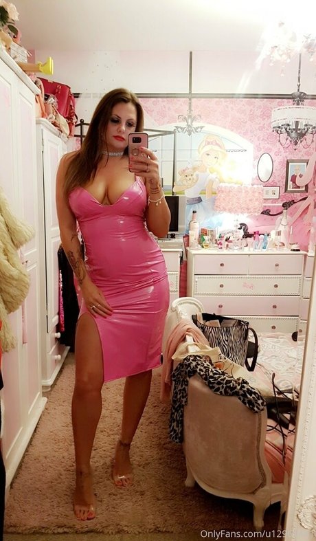 Jamieleepinkymummy Bilder