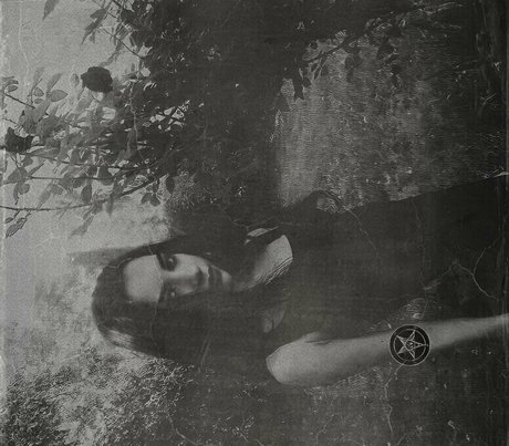 lilithlilian kunst nackt archiv