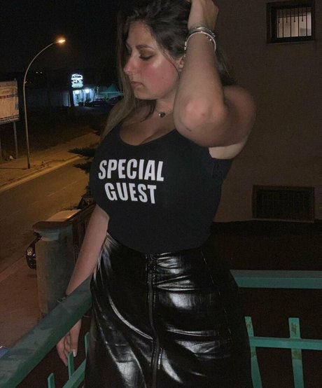 Jolanda Tummolillo sexy hd foto