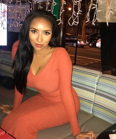 kurviges mädchen von nebenan nur fans nacktheit pornografische bilder