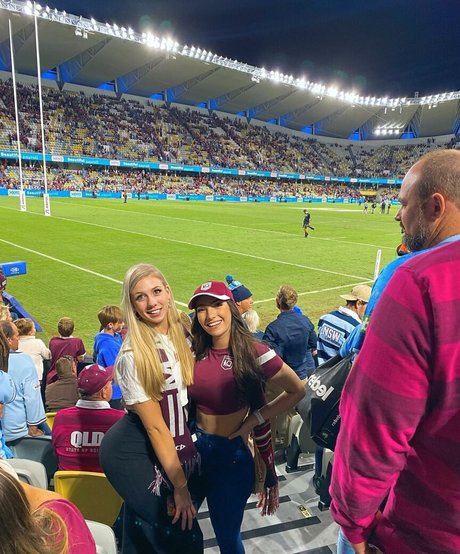 Molly Shield schöne pornografische fotos