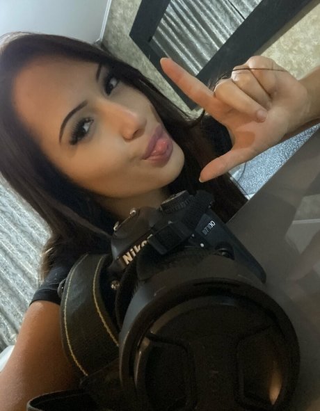 mishelgomezmodel model nackt bild