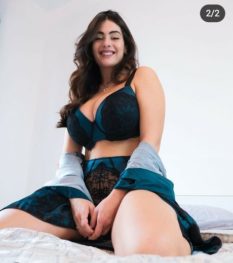 Paola Torrente nackt nette archiv