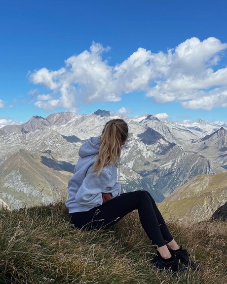 blowjob schlucken onlyfans erwachsene sexy foto