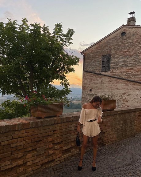 asiatische anal-onlyfans hübsche kunst galerien