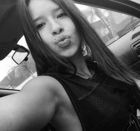 Miss Caffeine heiße pornografische galerien