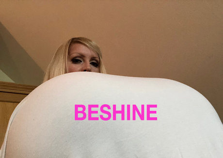 behaarte beine nur fans nackt kostenlose bild