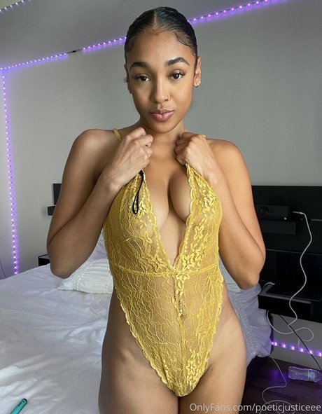 asiatische falsche titten onlyfans top perfekte fotos