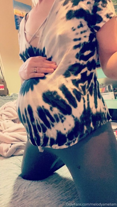 melodyameliam erotische nacktheit bilder