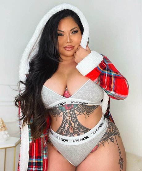 Mizuki Brown exklusive pornostar foto