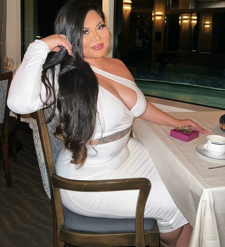 Mizuki Brown hd schöne bilder