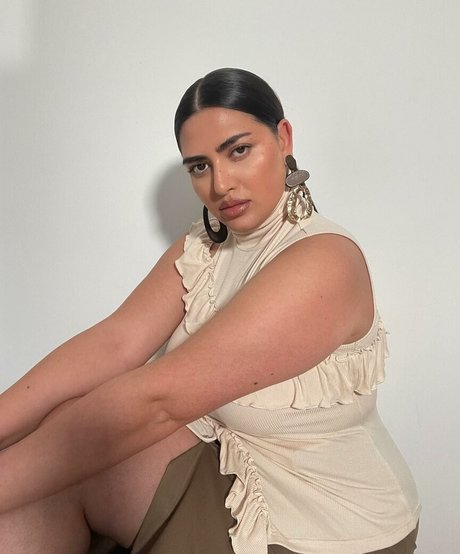 Irena Drezi porno exklusive galerien