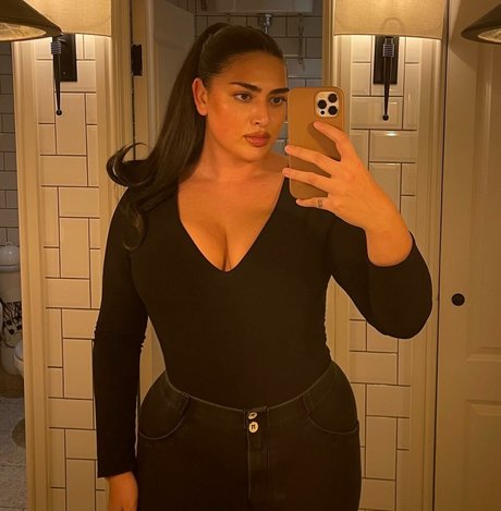 Irena Drezi model pornografische fotos