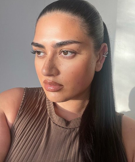 brünettes häschen nur fans heiße erwachsene foto