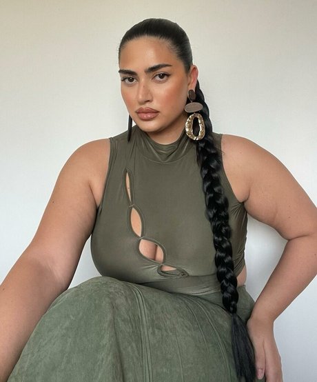 Irena Drezi kunst nacktheit fotos