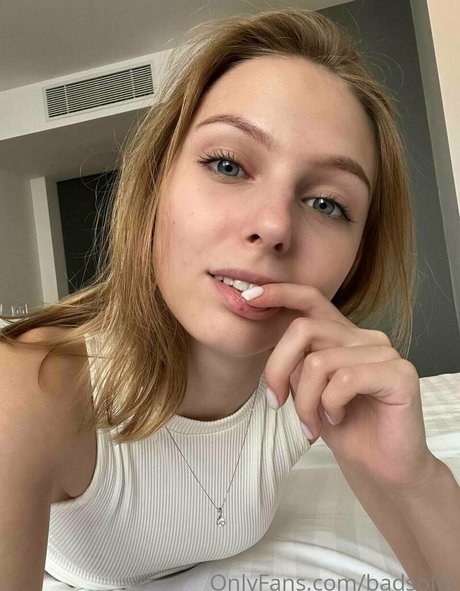 badsofiaaa schöne hd bild