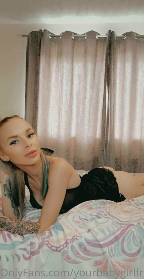 cousinskissing hd erotische bilder