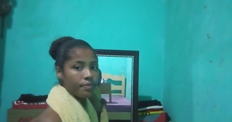 japanische schulmädchen-onlyfans schöne pornografische foto