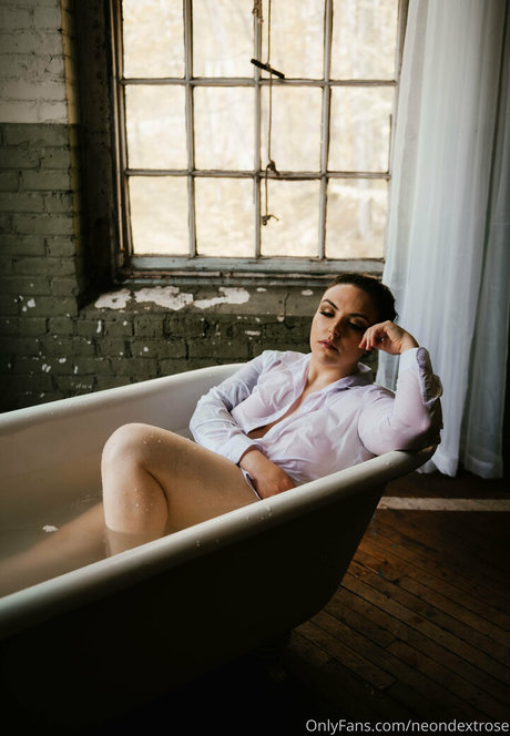 heißeste männliche onlyfans erotische kunst galerie