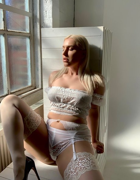 alternative onlyfans nackt akt galerie