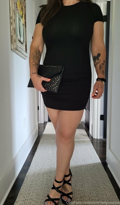 ASMRDailyRoutine sex foto