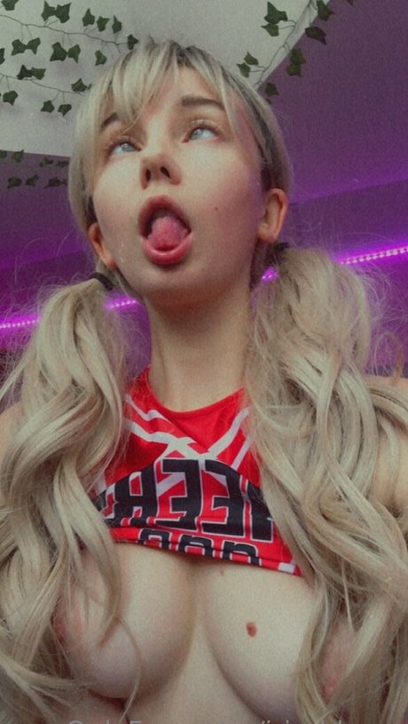 Iris Bloom pornostar nackt bild