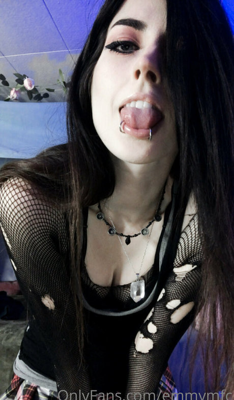 emmymfc kostenlose nackte galerie