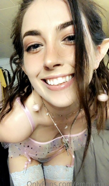 emmymfc nacktheit exklusive galerie