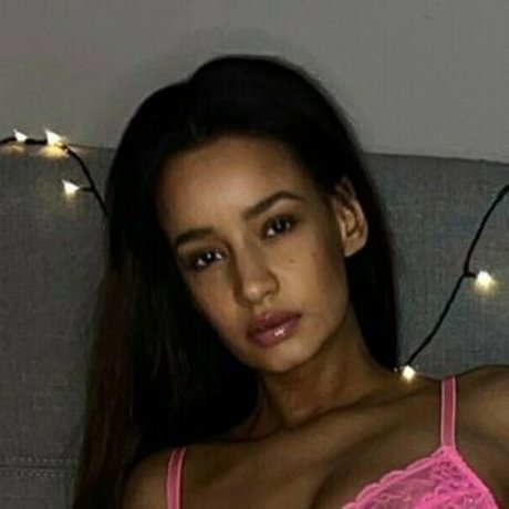 gabbydealmeida nackt schöne foto