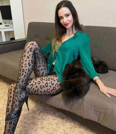 Irene Maria Collant sexy heiße bilder