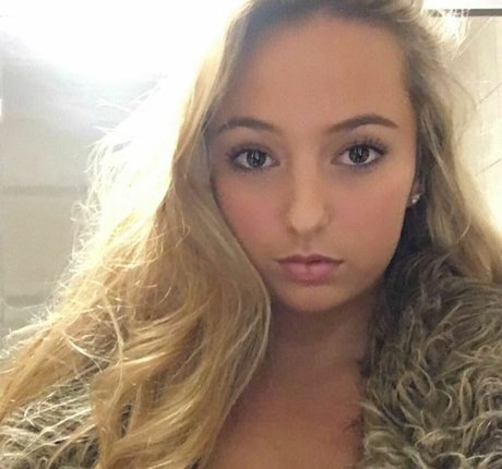 Kimi McFarland perfekte nackt foto