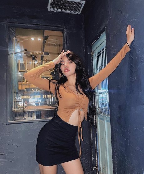 ebenholz-teen-onlyfans nackt top fotos