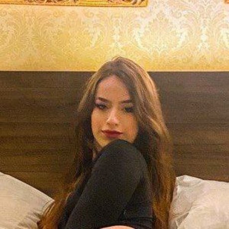 Nana Carvalho pornostar hd bild