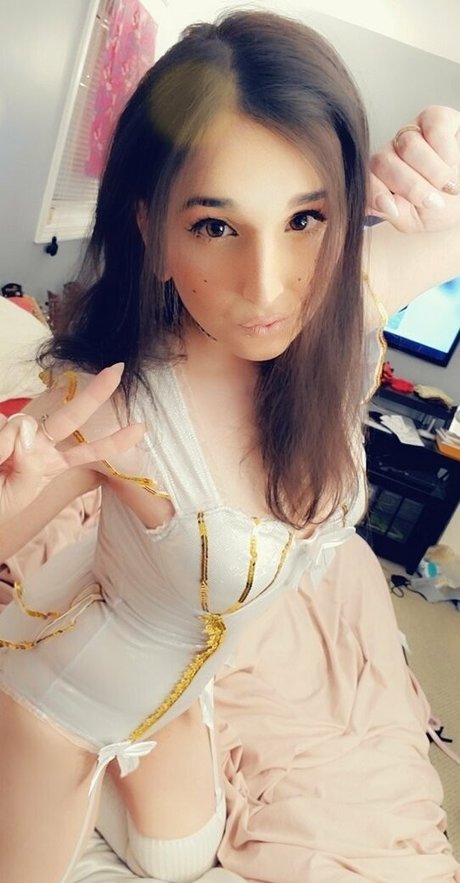 emilyroseiv erotische bild