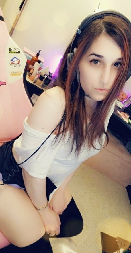 emilyroseiv heiße akt galerie