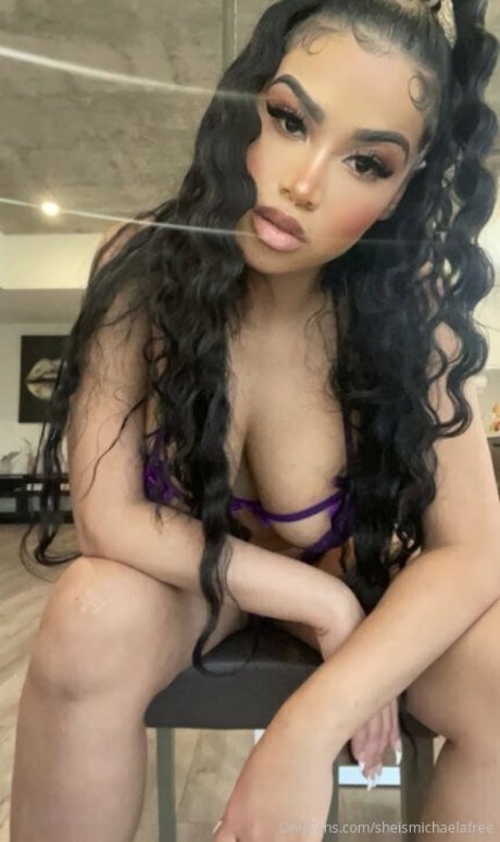 sheismichaelafree pornostar akt fotos