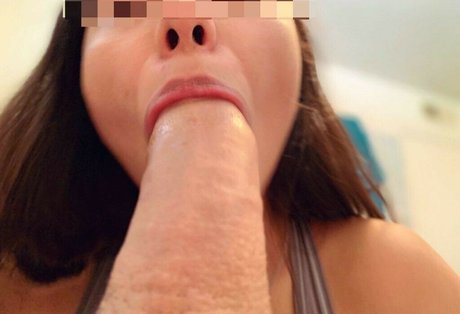 riesige shemale-onlyfans freie erwachsene archiv