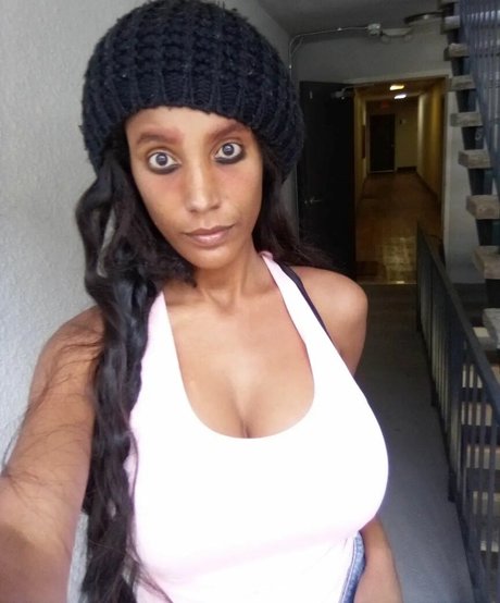 Amber Higgins Cecil kostenlose porno bild