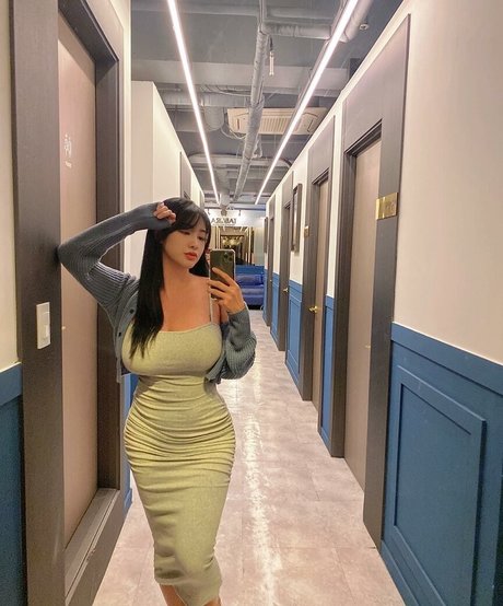 Tasha Y exklusive perfekte galerien