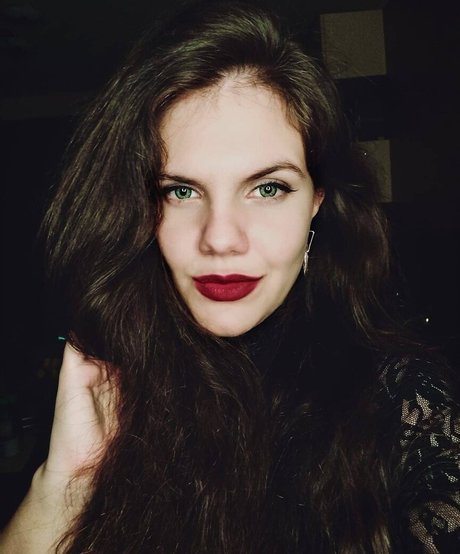 asiatische berühmte onlyfans kostenlose hübsche fotos