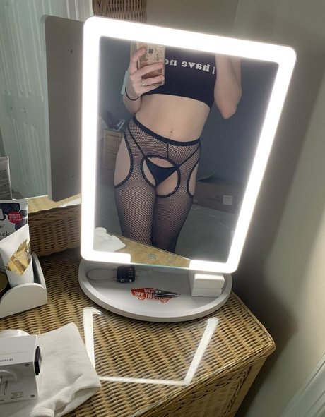 jayceestarrr sexy top foto