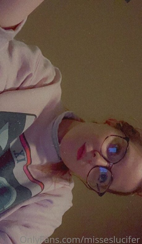 lucigonewild perfekte erwachsene foto