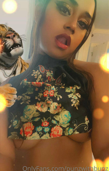 punzwithbunz model nette fotos