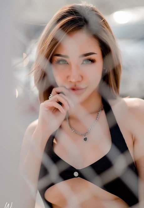 chaly xx sex pornostar bild