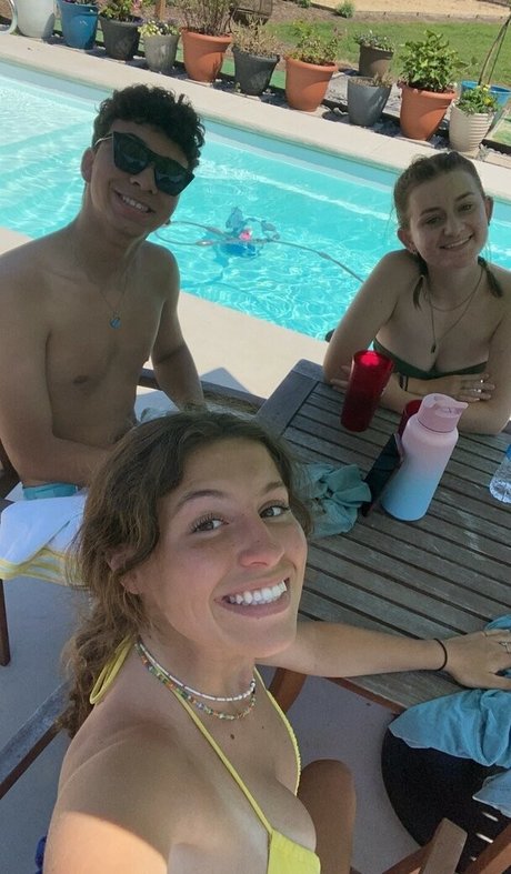 kurvige asiatische onlyfans erwachsene heiße bilder